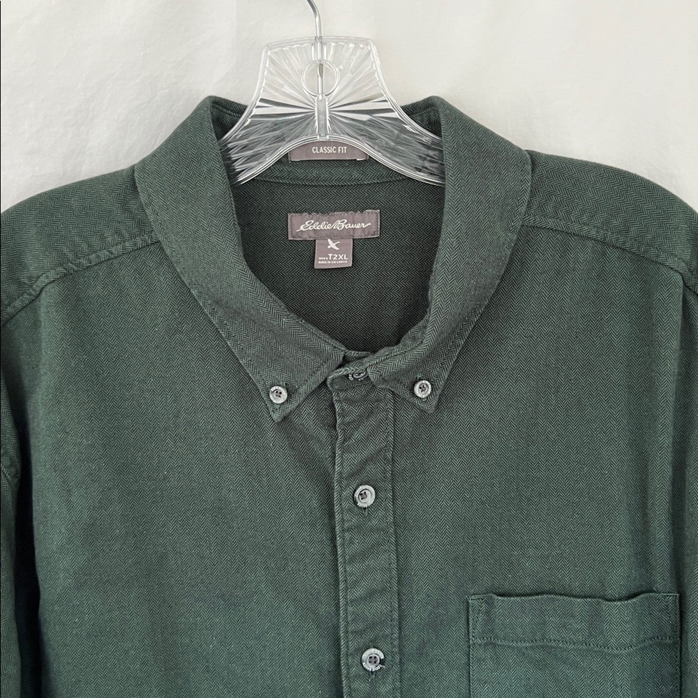 Eddie Bauer Classic Forest Green heathered Heavyweight Shirt, men’s 2 XL-Tall